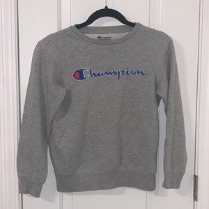 Champion Pullover Sweatshirt - Kids M
